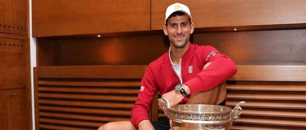 小德第6次锁定年终第一宝座 超越费纳仍被争议缠绕