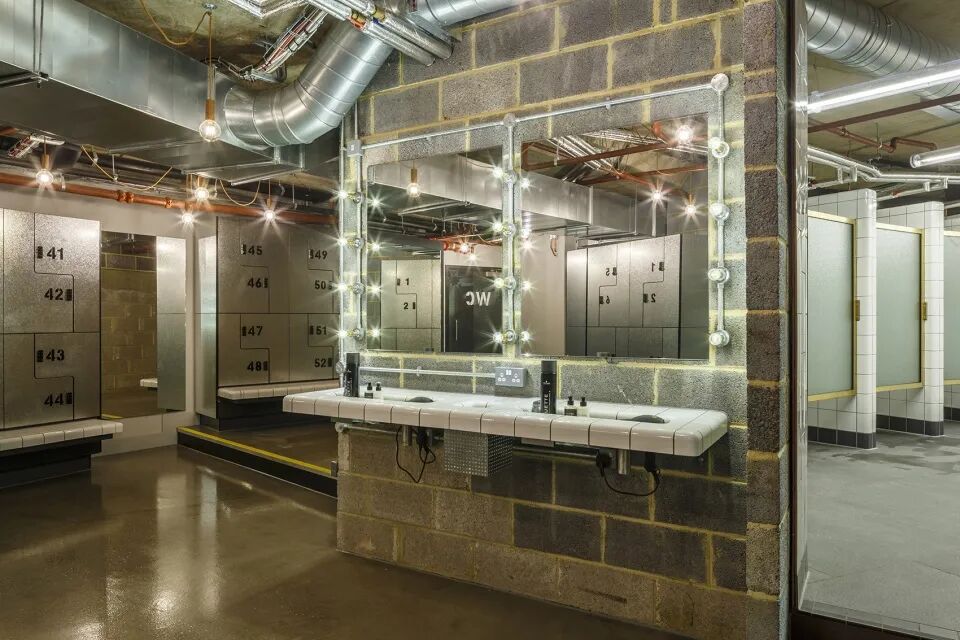 什么是夹丝玻璃？的图3