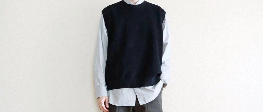 这些干净简约的日系穿搭，文艺青年都很爱它。