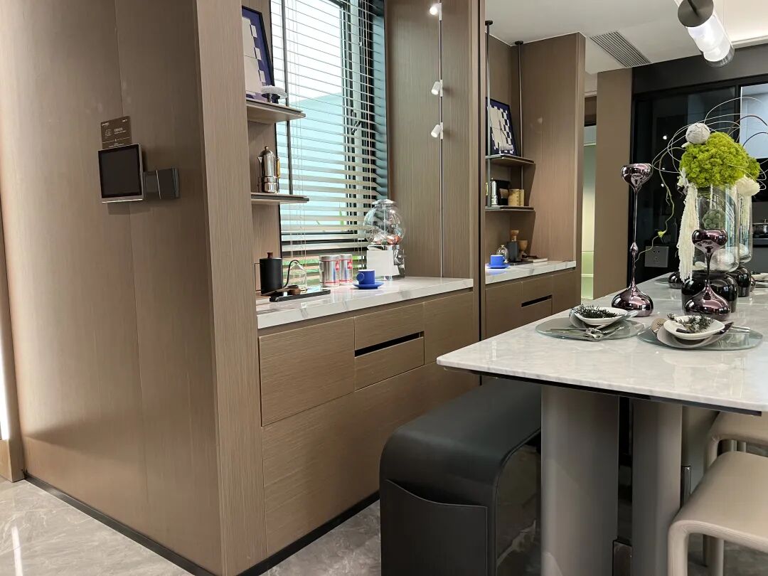 300万买主城区，保利和悦滨江VS广钢花城，怎么选？