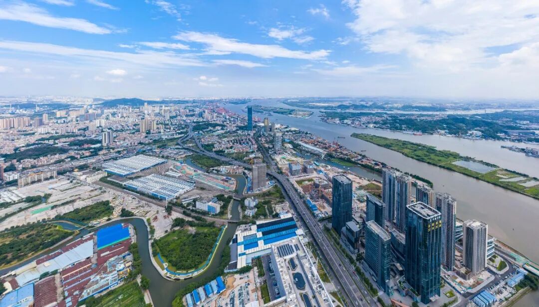 *付66万买老黄埔红盘【富力新城】，还是学府准现房