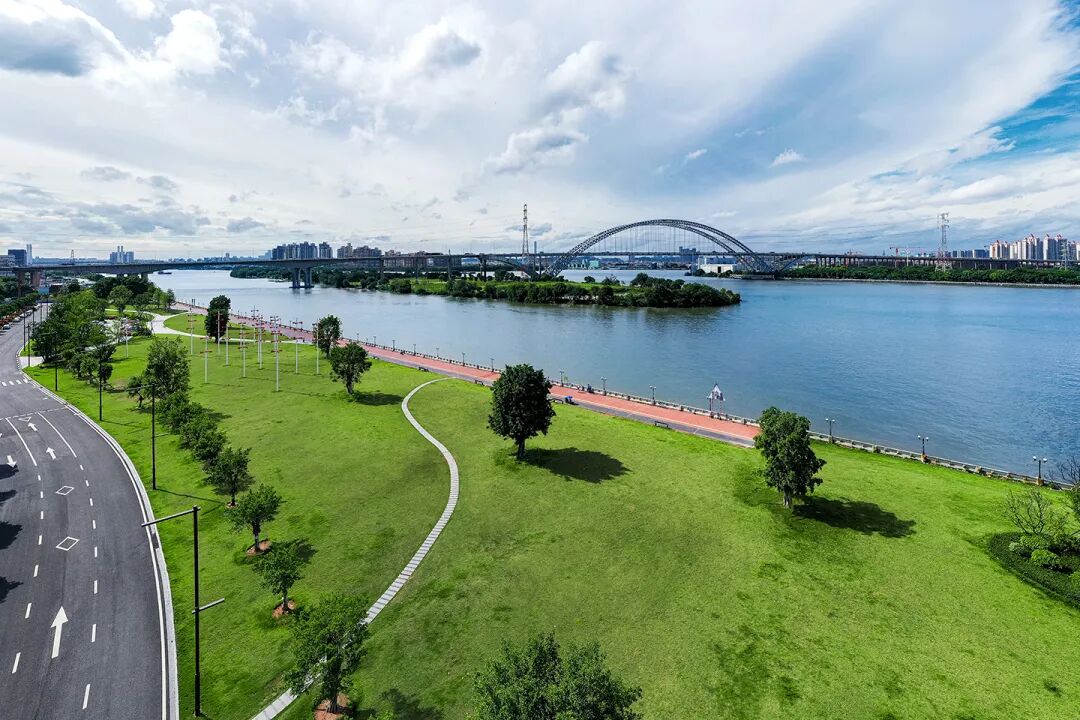 海珠在售楼盘有哪些？中海、越秀、保利应该怎么选？