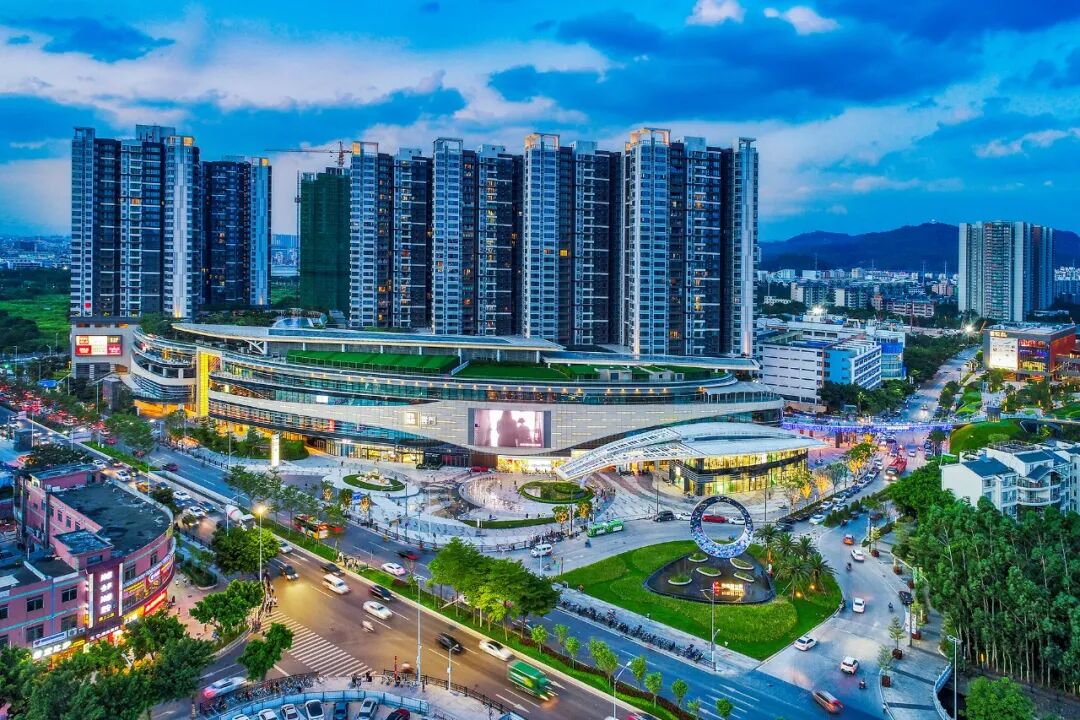 白云新世界云耀加推100-120㎡，均价6.5万/㎡！