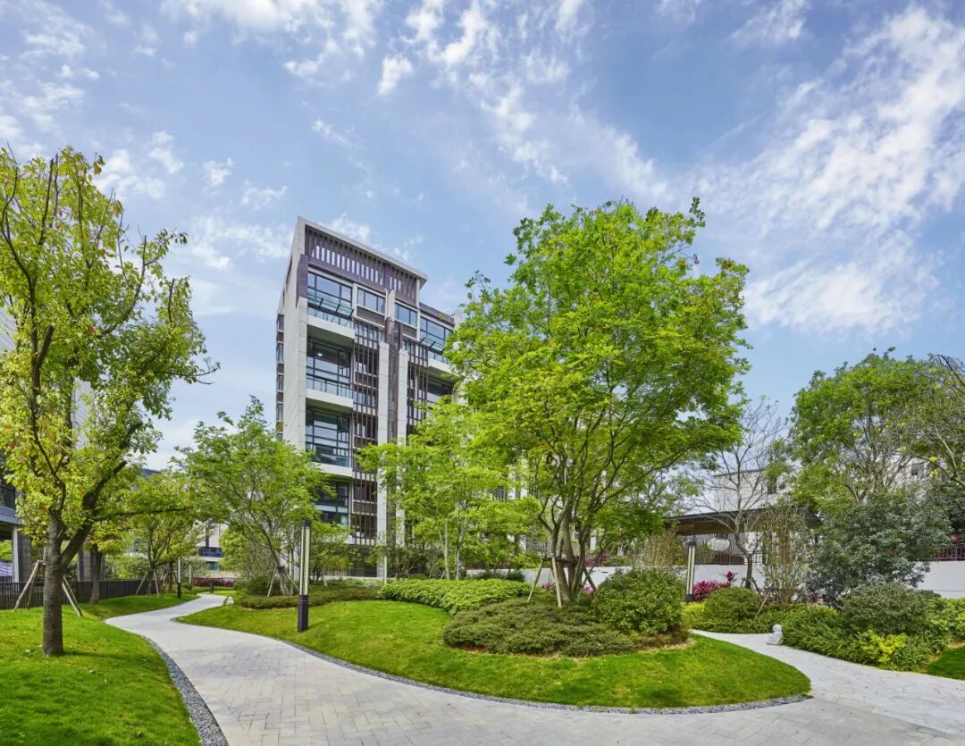 黄埔知识城在售新盘，康大龙祥建面112㎡~129㎡复式四房