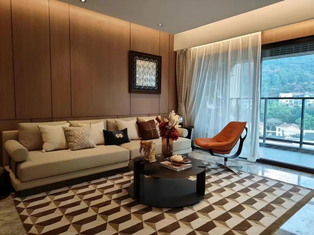 天河金湖花园加推143m²的5房，总价约800万！