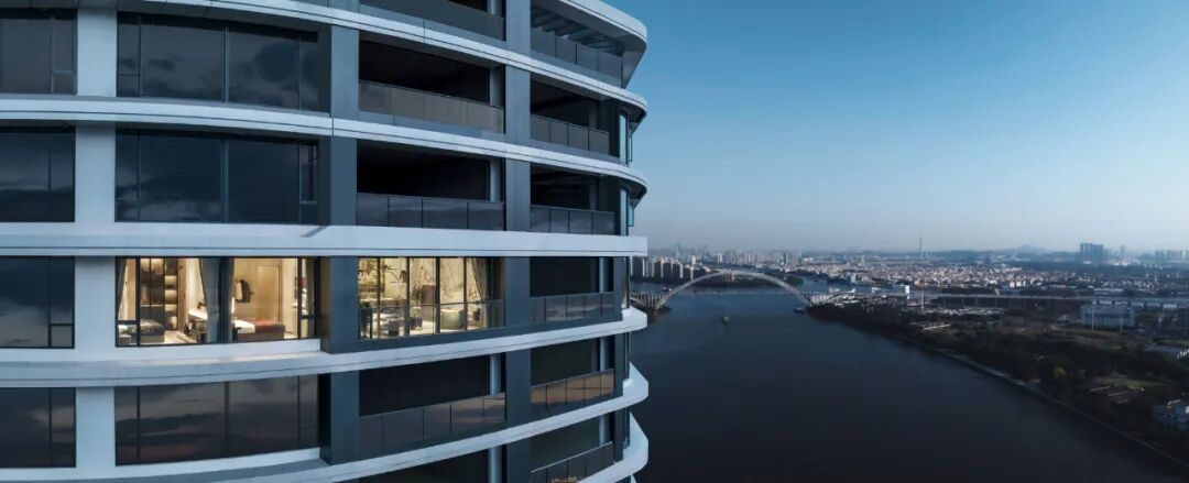 海珠湾壹号仅68席，地段、配套和*江景加持！