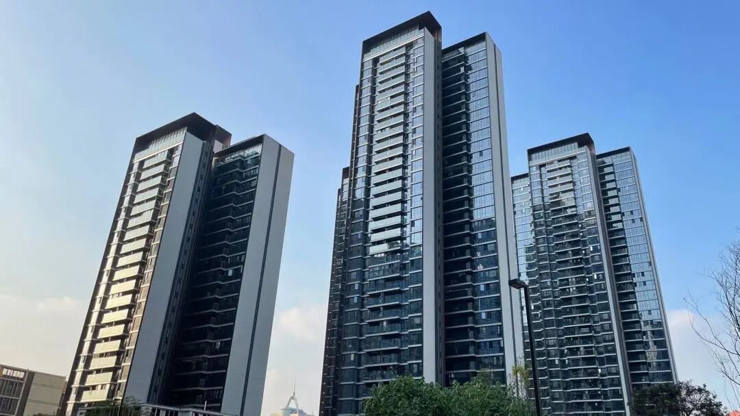 黄埔万科城市之光受不限购的福，客户激增！