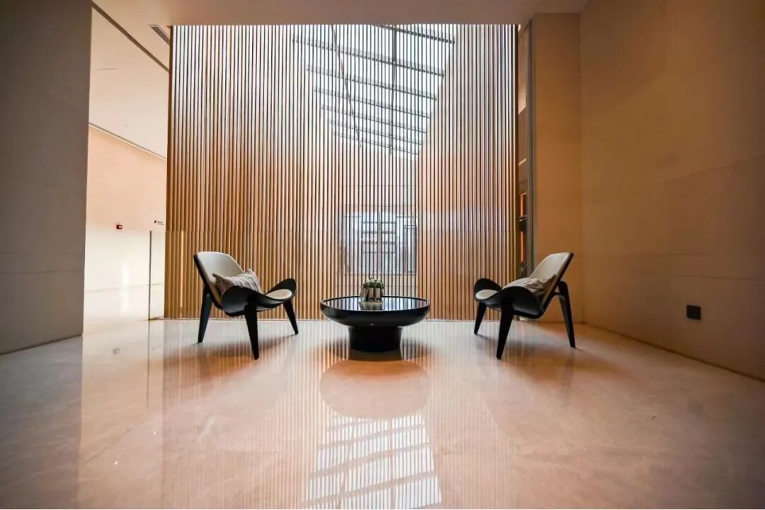 白云山豪宅，珠光云山壹号加推新品特价叠墅206-241 ㎡