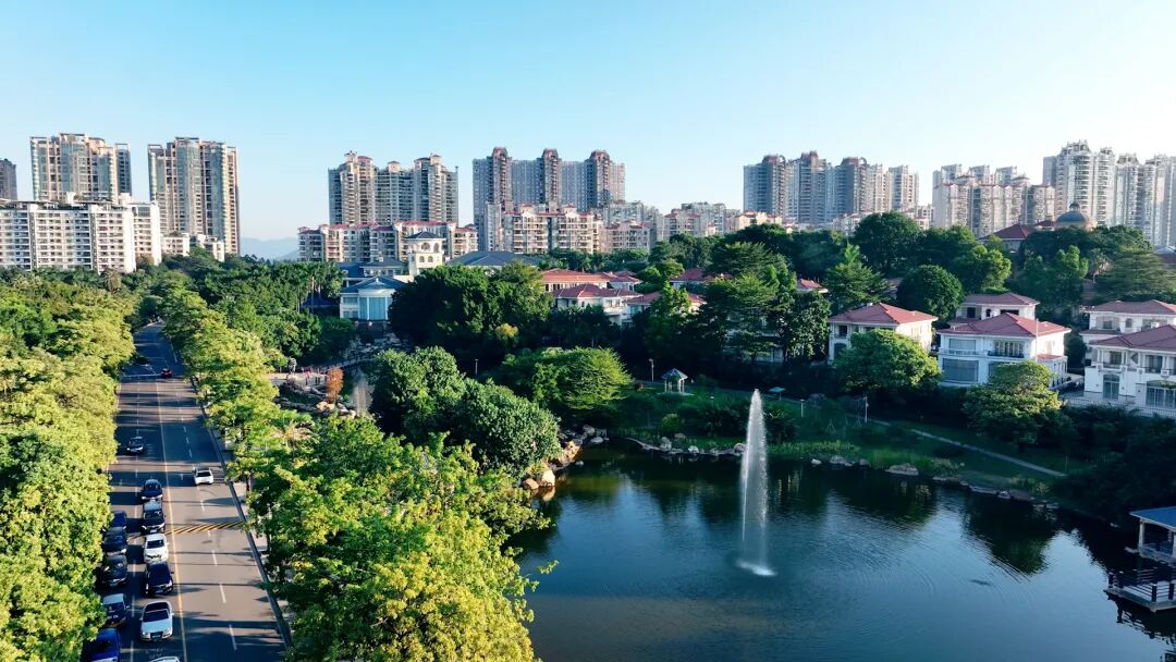 13万+/平，还爆卖33亿！2022年，侨鑫保利汇景台领跑*圈