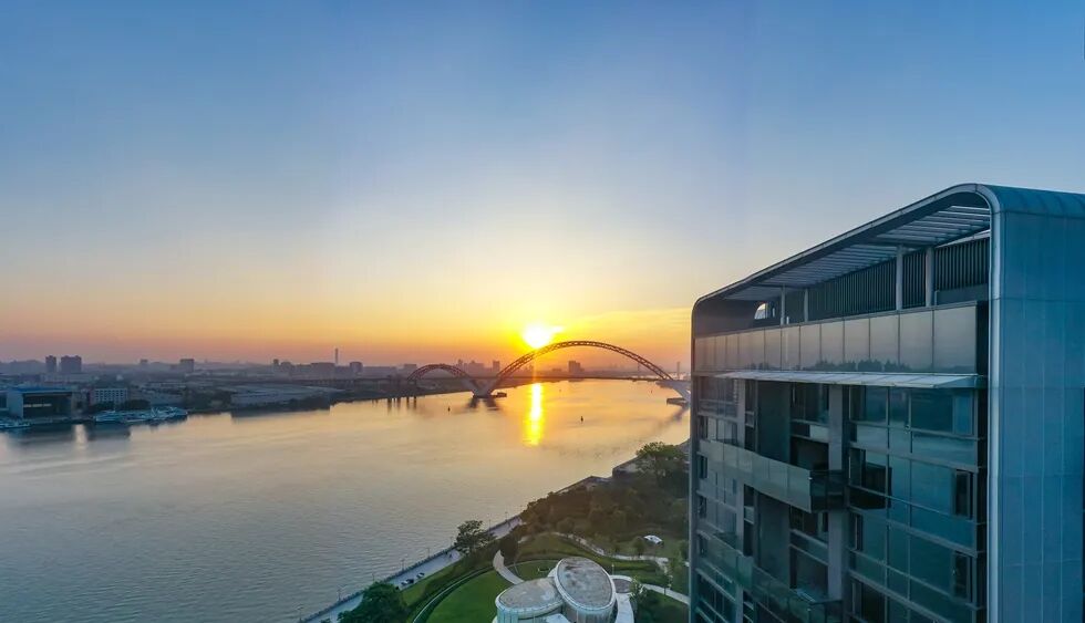 广州江景房海珠【越秀天悦江湾】总价千万，四房全南望江！