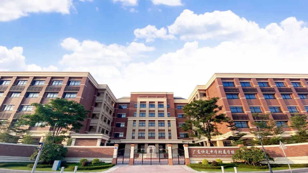 番禺南天名苑新推建面约200㎡一线江幕大平层，总价是1700万+