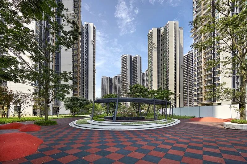 越秀星汇云城，*复式四房，现楼，附特价！