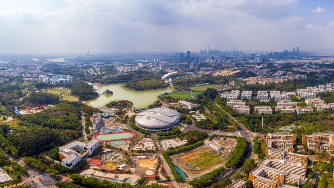 越秀星汇文玺，三房总价366万起，买房送车位，附特价！