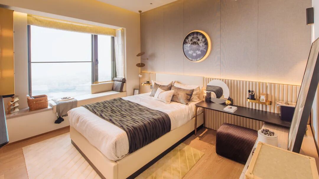 广州江景房海珠【越秀天悦江湾】总价千万，四房全南望江！