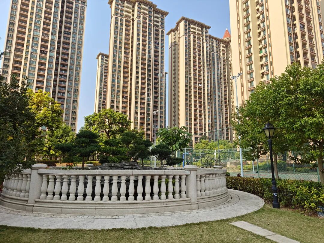 单价1字头，增城汇港威华国际现楼85㎡~112㎡