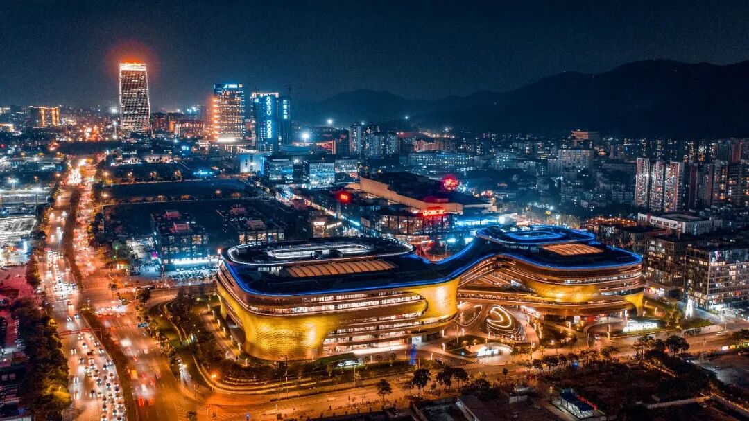 白云新城云山壹品61㎡~189㎡，精装现房交付！