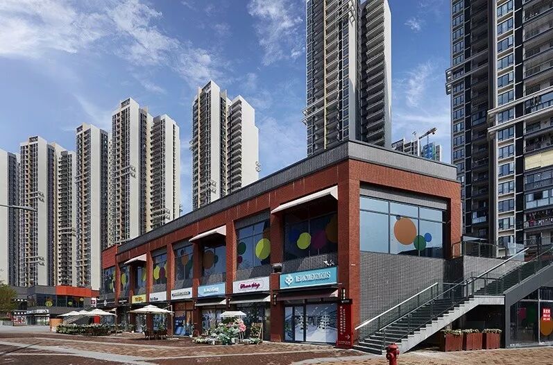 越秀星汇云城，*复式四房，现楼，附特价！