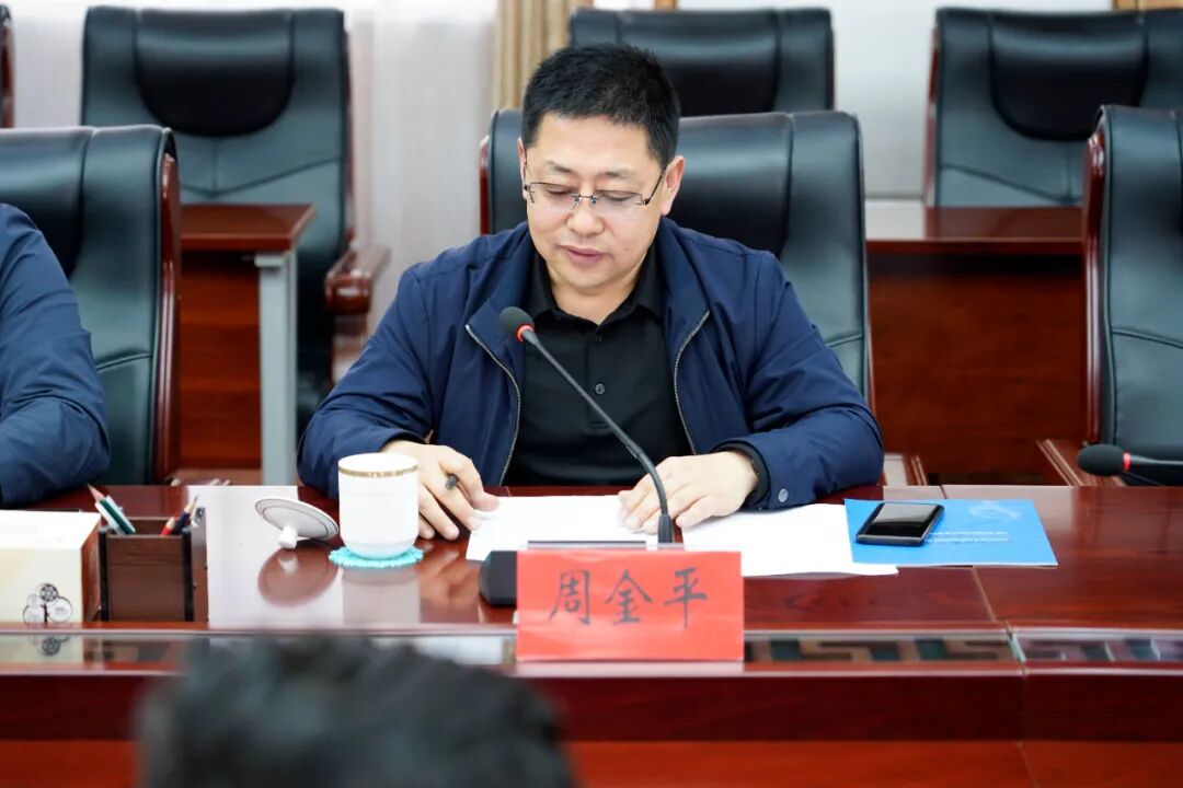 旗政府与内蒙古新特硅材料有限公司内蒙古化工职业学院