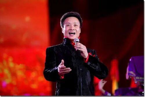 名人与酒︱阎维文：从“国礼”汾酒说起