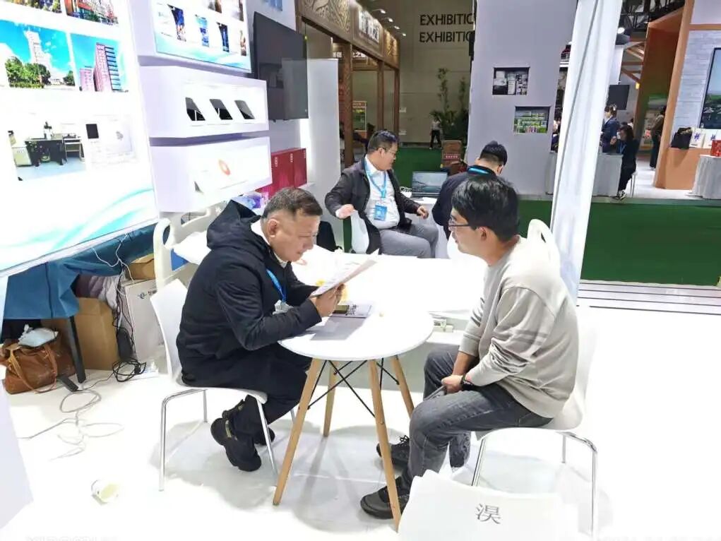 医疗展会要怎么招商乘展会东风 聚产业动能——静安寺街道赴海口第六届消博会、武汉世界大健康博览会开展招商活动_https://www.jmylbn.com_新闻资讯_第11张