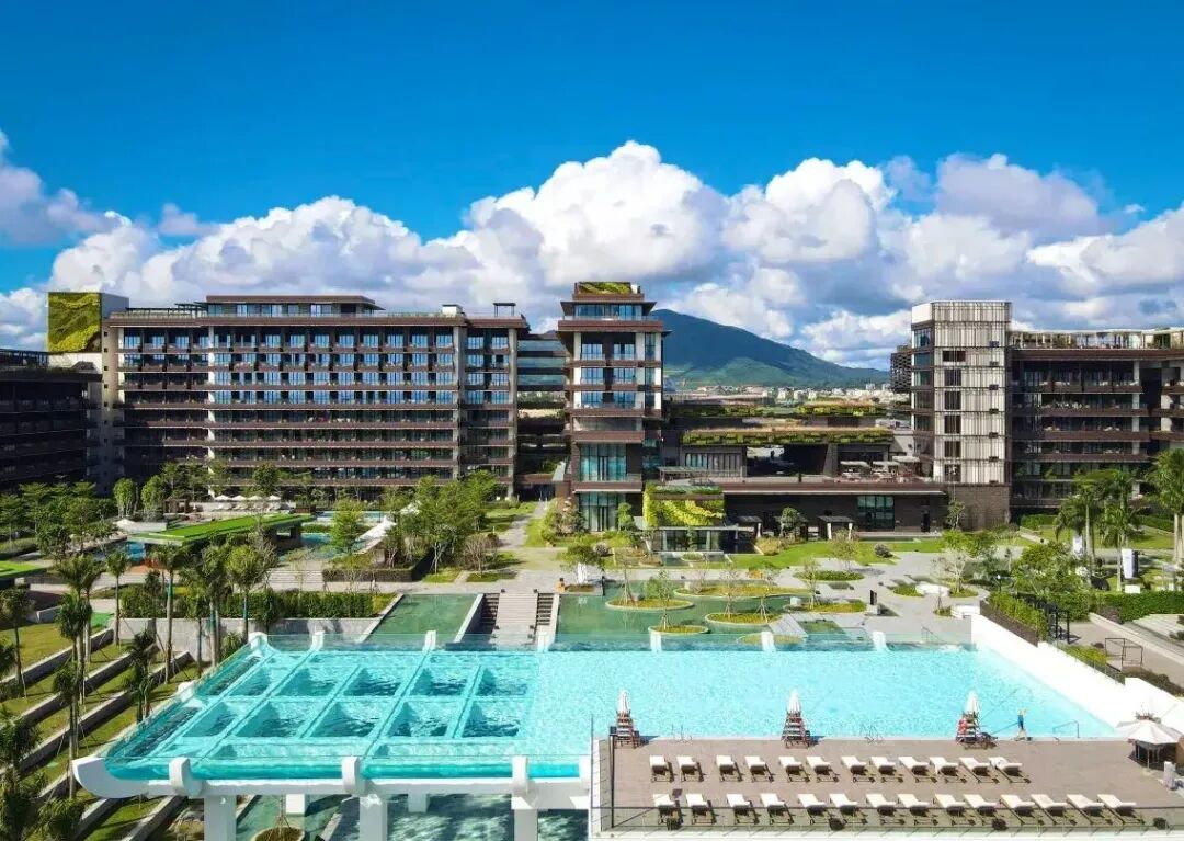 三亚海棠湾康莱德酒店开业 两晚园林泳池房券后1499元