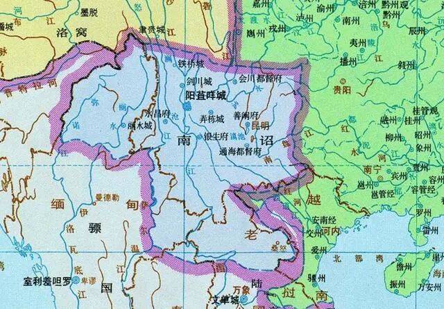 南亚地形剖面图_东亚南亚季风图_南亚地形图