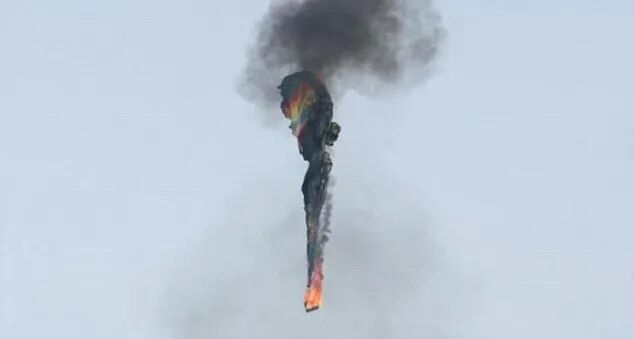 2人死亡3儿童重伤，新西兰知名景点直升机坠落！中国大使馆发紧急提醒（组图） - 12