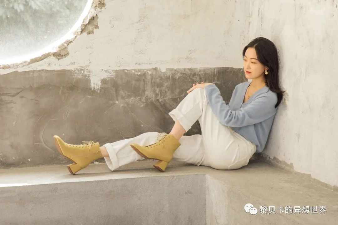 裸色鞋子搭配_裸色长裙配什么鞋子_鞋子裸色还是黑色