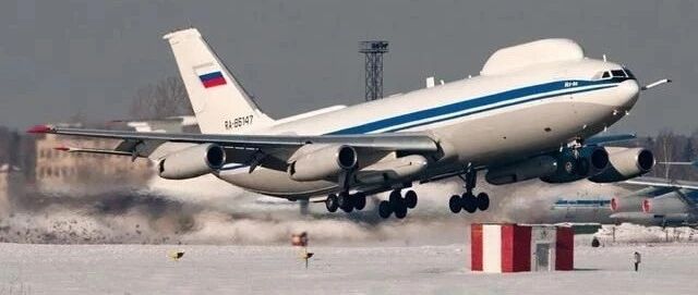 普京的飞机被偷,这小偷太猛了!