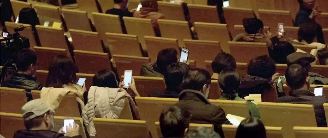 不回微信就扣钱,什么破公司?