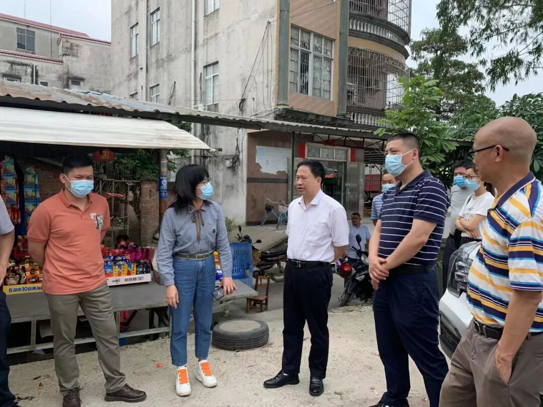 31"事故教训,4月29日,市公路事务中心党委副书记,副主任黄大庆带队