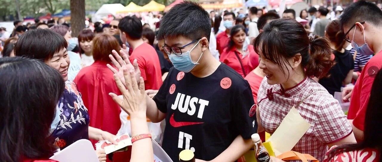 今天上午，沈阳中考作文题出来了！