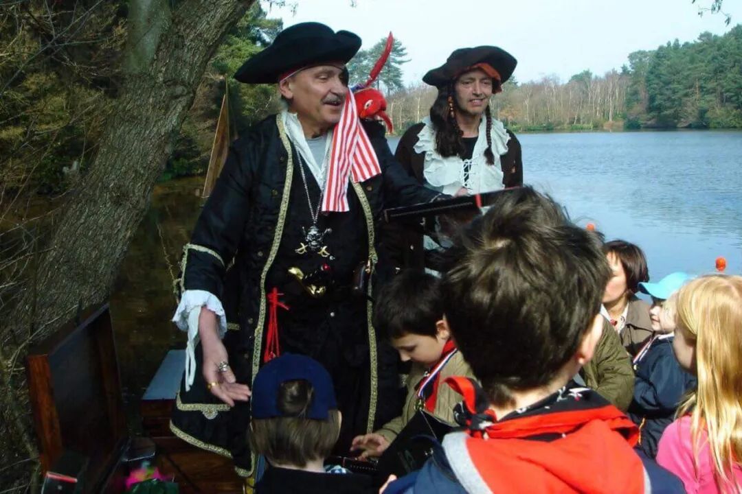 



三名与普京为敌的俄罗斯富豪惨淡离世，俄航往事浮出水面
