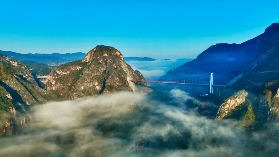 易门绿汁江大桥:云腾雾绕跨南北,缥缈飞渡两山间_易门县融媒体中心