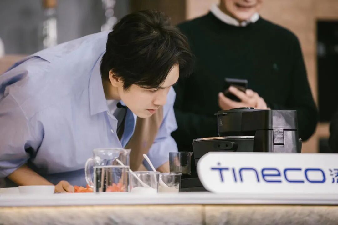 年轻人的生活复兴，从一台“会思考”的智能料理机食万开始-锋巢网