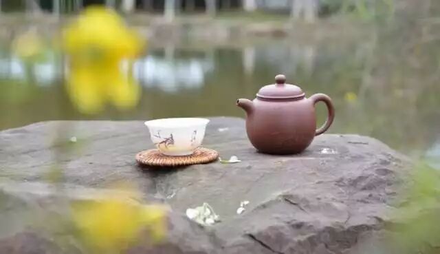紫砂是什么？它凭什么这么火？十个问答带你快速读懂紫砂