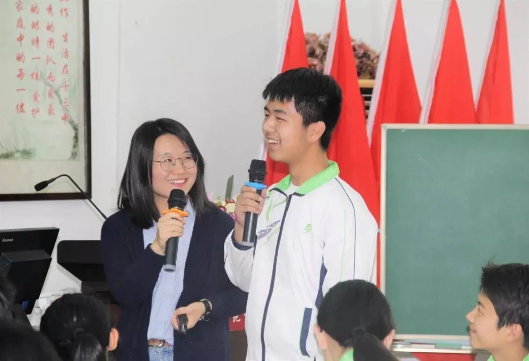 本期小编嘉绿苑中学   王丽萍本期审核西湖语文周四组赞2推荐语