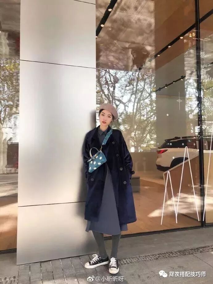 大衣搭配：放過羽絨服吧！2019年大衣+裙子才是王炸cp！想不美都難！ 時尚 第34張