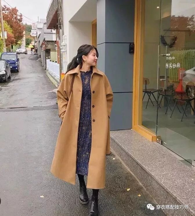 大衣搭配：放過羽絨服吧！2019年大衣+裙子才是王炸cp！想不美都難！ 時尚 第23張