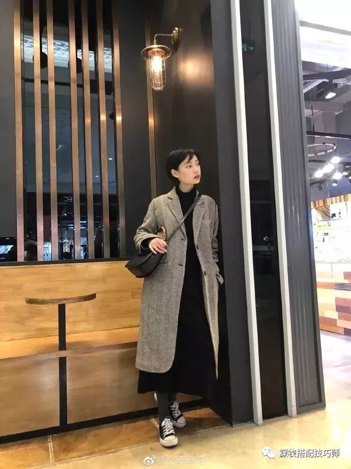 大衣搭配：放過羽絨服吧！2019年大衣+裙子才是王炸cp！想不美都難！ 時尚 第31張