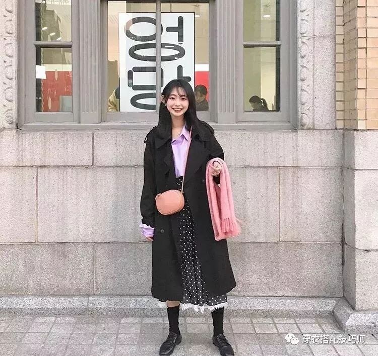 大衣搭配：放過羽絨服吧！2019年大衣+裙子才是王炸cp！想不美都難！ 時尚 第12張