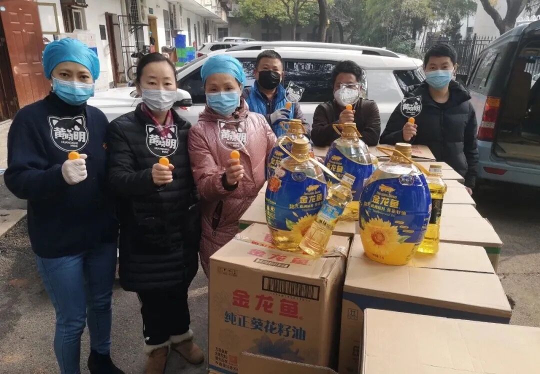 韩红曝光捐赠武汉明星名单：有些人，怕是再也不敢公开做好事了...（组图） - 12
