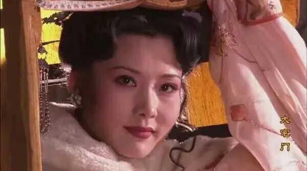 简历表格下载word格式 个人简历表_简历中个人业绩介绍_何赛飞个人简历