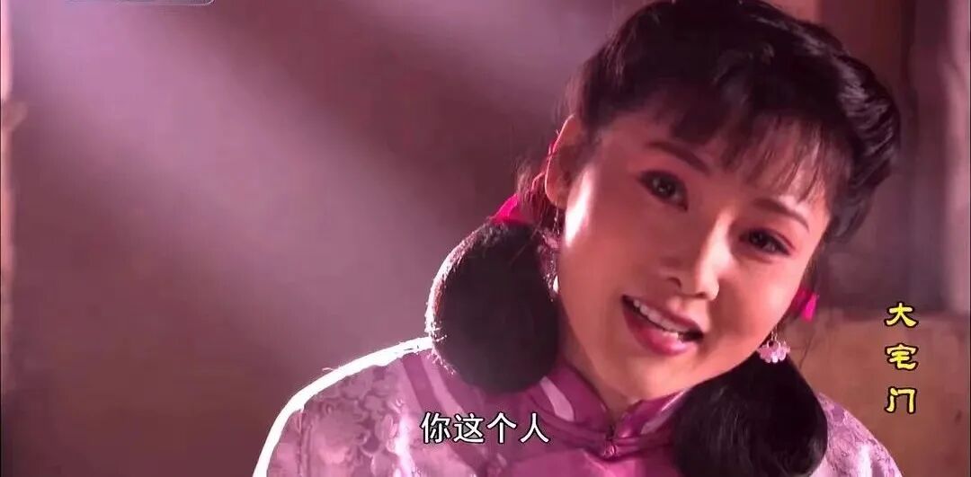 何赛飞个人简历_简历表格下载word格式 个人简历表_简历中个人业绩介绍