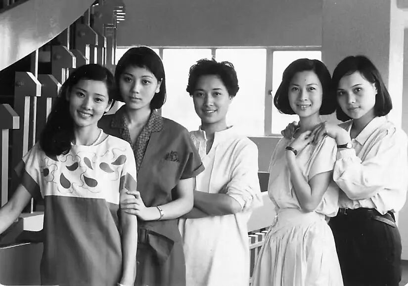 简历表格下载word格式 个人简历表_简历中个人业绩介绍_何赛飞个人简历