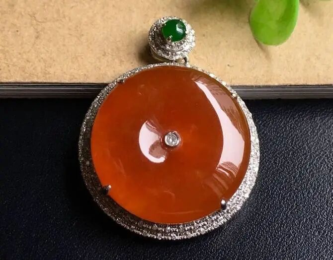 如何区别烧红和天然红翡！