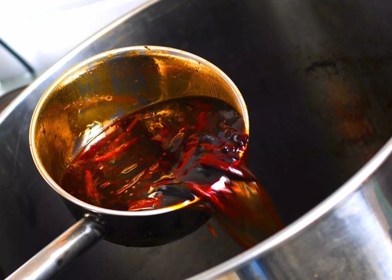 一大桶卤水也就只够用2-3天,啧啧啧