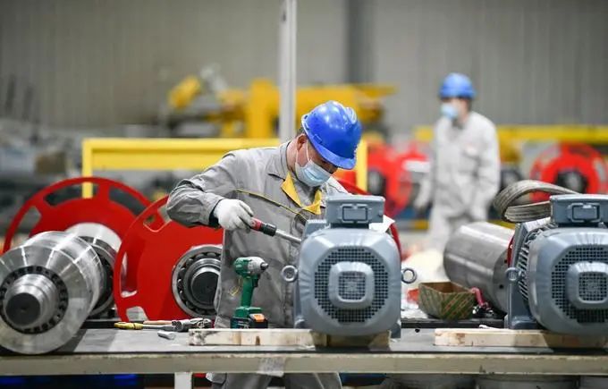 11 月 1 日港股全线大涨，恒指收涨 5.23%，恒生科技指数涨近 8% ，发生了什么？