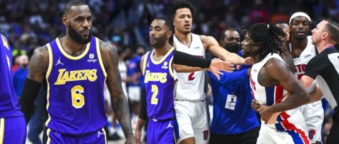 打起来了！血流满面！官方最新回应来了…