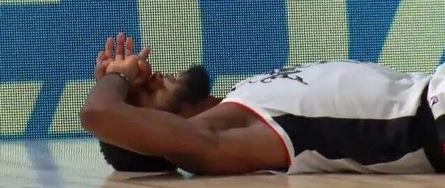 压哨绝杀！乔治太惨了！利拉德式噩梦重演！